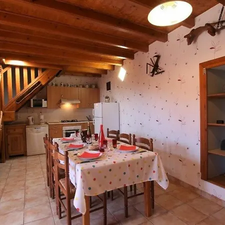 En Pierre Avec Terrasses, Proche De Sites Medievaux, Ideal Pour Famille Avec Equipements Bebe. - Fr-1-582-256 度假居