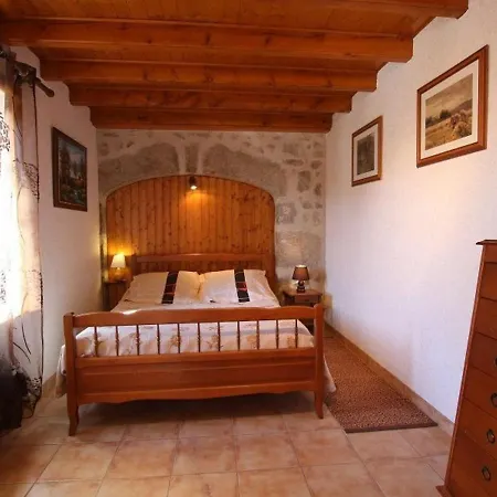 En Pierre Avec Terrasses, Proche De Sites Medievaux, Ideal Pour Famille Avec Equipements Bebe. - Fr-1-582-256 Boisset (Haute-Loire)