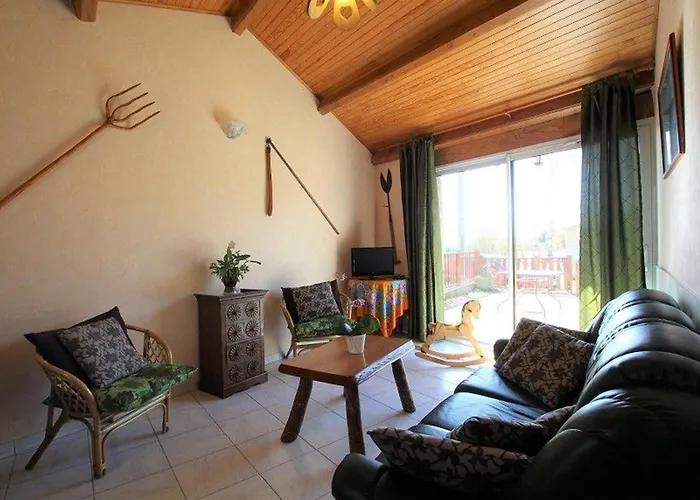 En Pierre Avec Terrasses, Proche De Sites Medievaux, Ideal Pour Famille Avec Equipements Bebe. - Fr-1-582-256 * Boisset (Haute-Loire)
