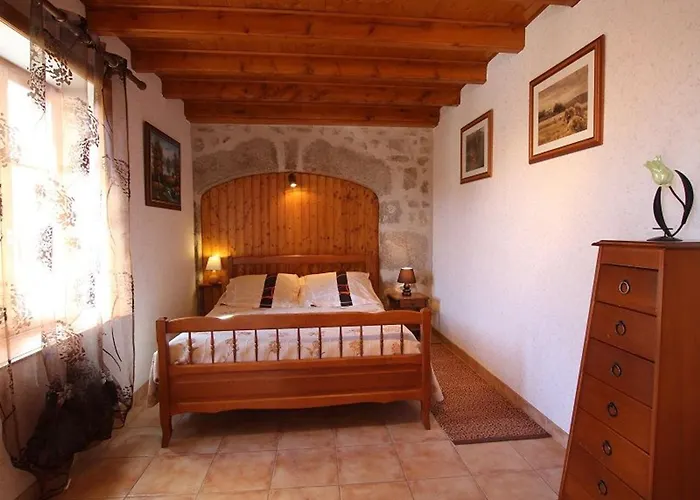 Ferienhaus En Pierre Avec Terrasses, Proche De Sites Medievaux, Ideal Pour Famille Avec Equipements Bebe. - Fr-1-582-256 *