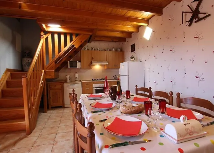 Ferienhaus En Pierre Avec Terrasses, Proche De Sites Medievaux, Ideal Pour Famille Avec Equipements Bebe. - Fr-1-582-256